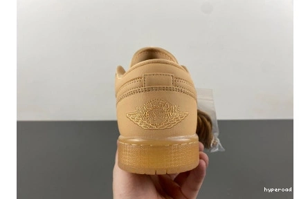 Hyperoad Low Air Vanilla 1 “Pale Sand” SE Jordan 0804